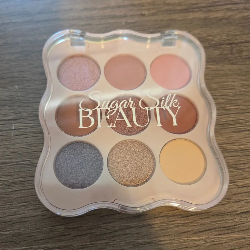Sugar Silk Beauty Ethereal Eyes Palette 9 Shade Eyeshadow Shimmer Matte New